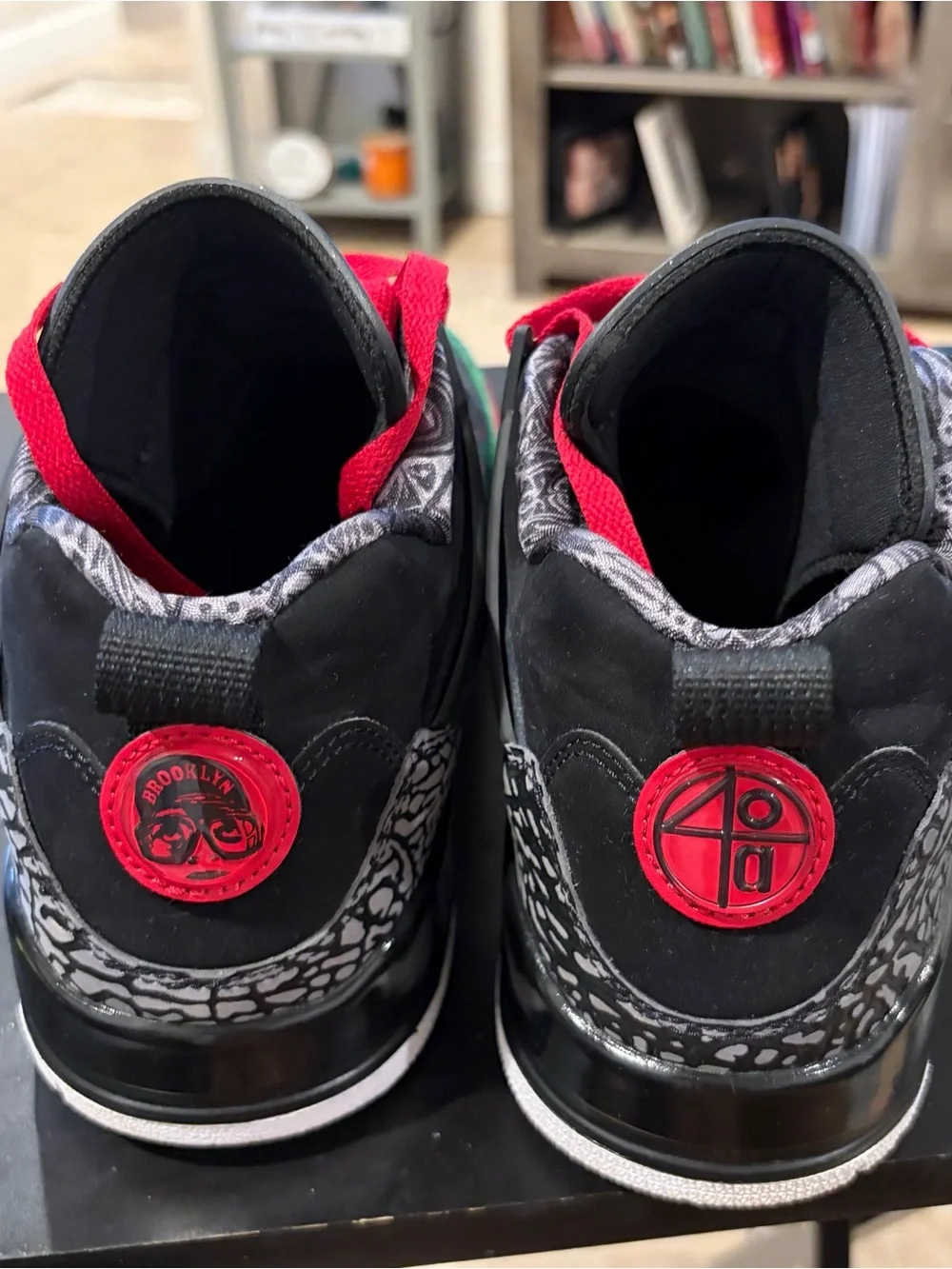 Nike Jordan Spizike “black varsity red”featuring unique circular patches on heal